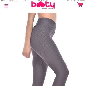 Booty by Brabant’s cropped Croco legging